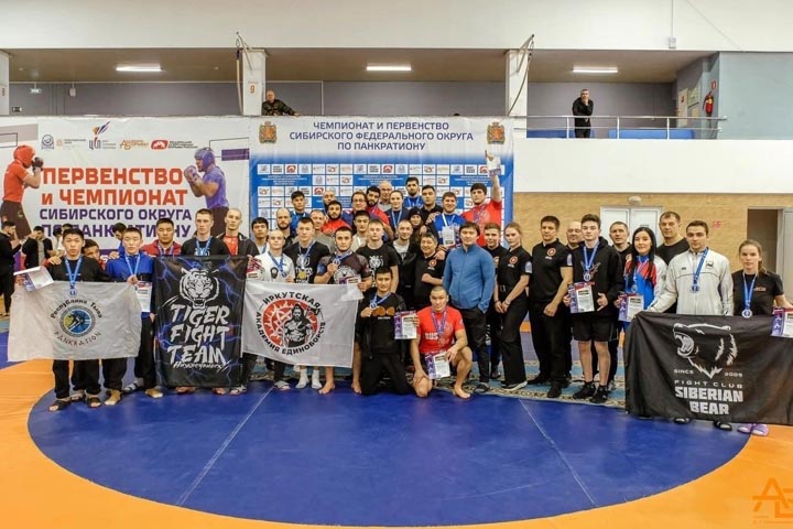Спортсмены Хакасии завоевали награды чемпионата Сибири по панкратиону