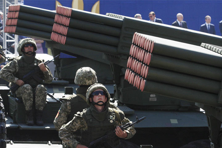 Сербское оружие для Украины: Как далеко готов зайти президент Вучич
