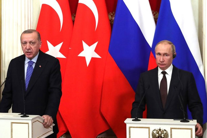 Кто противится встрече Путина и Зеленского: Турецкий политик сдал всех