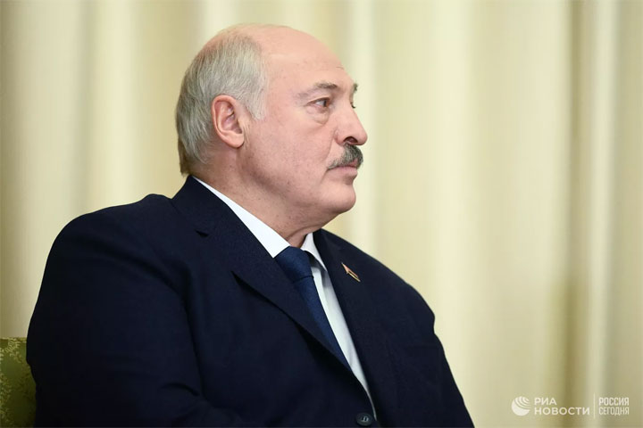 Лукашенко подписал закон о смертной казни чиновникам за госизмену