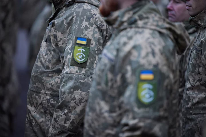Украинские беженцы боятся, что их детей заберут в ряды ВСУ