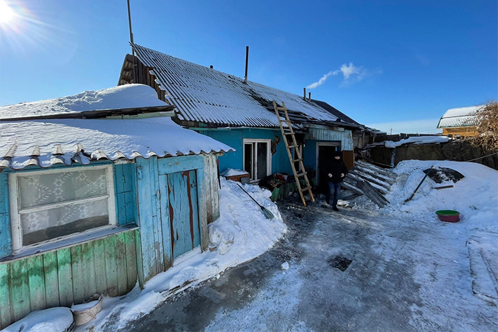 В частном доме погиб подросток, пока родители были на вахте