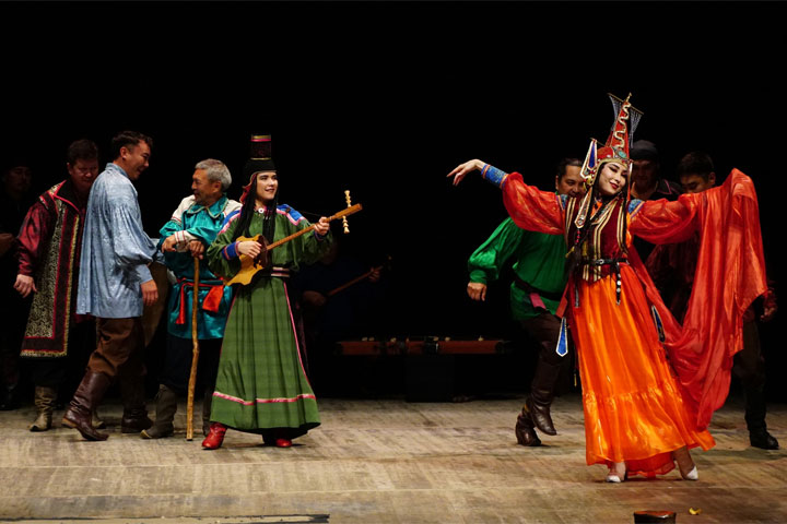Театр «Читiген» покажет спектакли в северных районах Хакасии