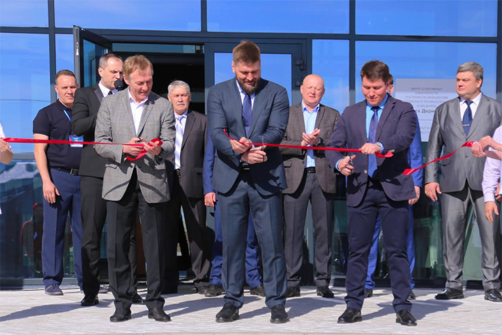 В Саяногорске открыли Центр спортивных единоборств
