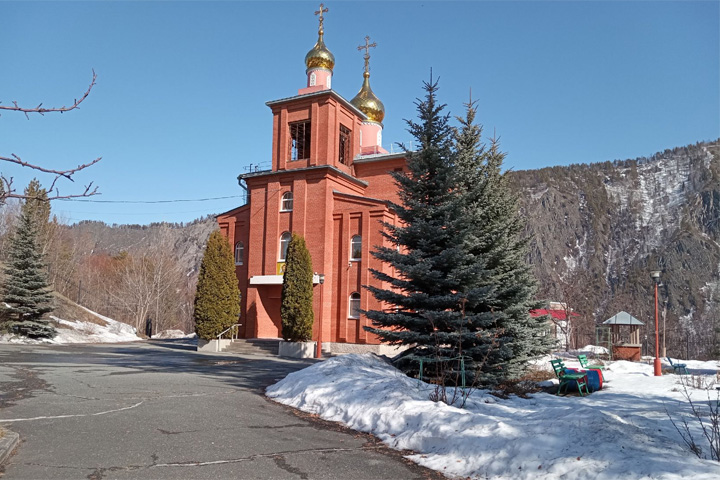 Весна на время вернулась в Хакасию