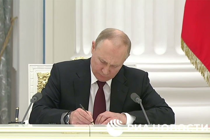Договоры взаимопомощи РФ с ДНР и ЛНР заключат на десять лет