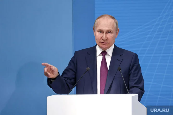 Путин показал губернаторам, как решить застарелую проблему