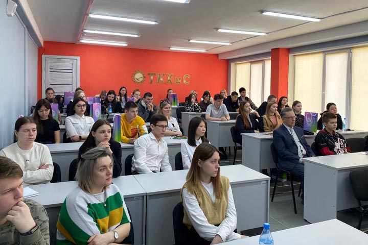 Форум молодых предпринимателей объединил в Хакасии более 200 участников