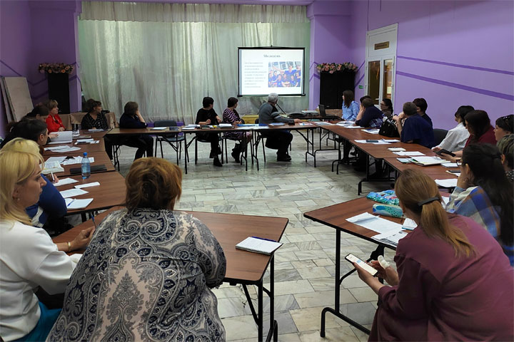 Сотрудники Центра Кадышева поделились опытом с коллегами из Алтайского района