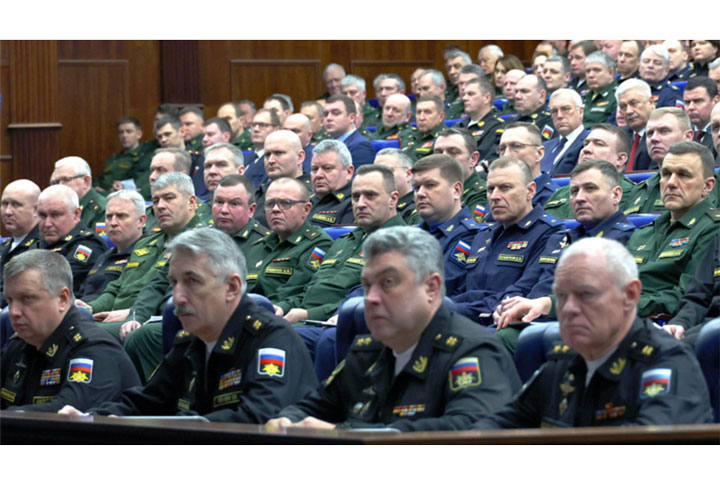 Путинские шахматы: Главная интрига перестановок генералов перед наступлением ВСУ