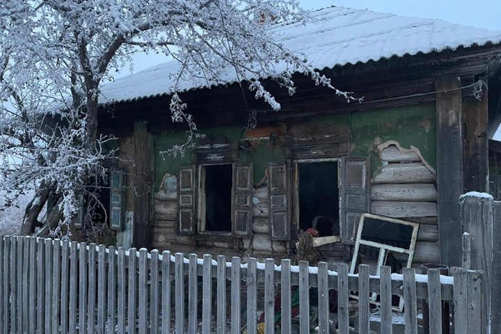 Погибшие на пожаре в Хакасии выпивали, заведено уголовное дело