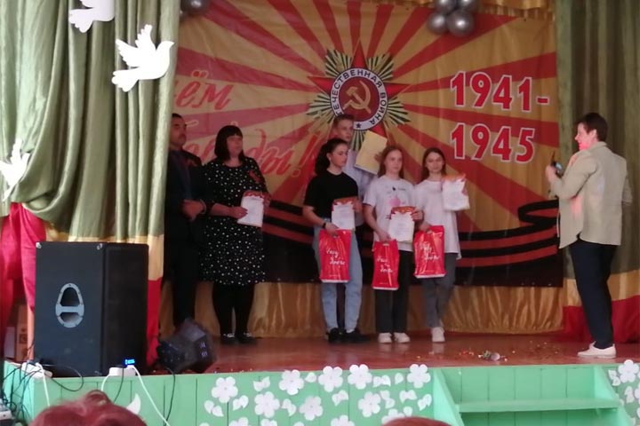 Для школьников Балыксы провели конкурс сочинений “Если бы я был главой села” 