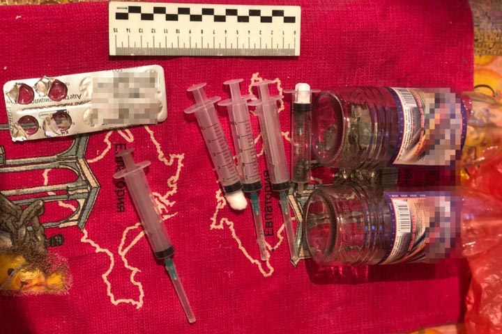 В столице Хакасии ликвидировали опийный наркопритон