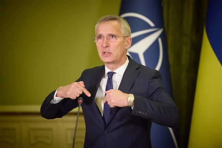 Генсек НАТО призвал удвоить усилия в противостоянии с Россией