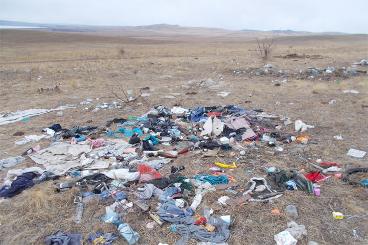 На сельхозземлях в Хакасии нашли несанкционированные свалки