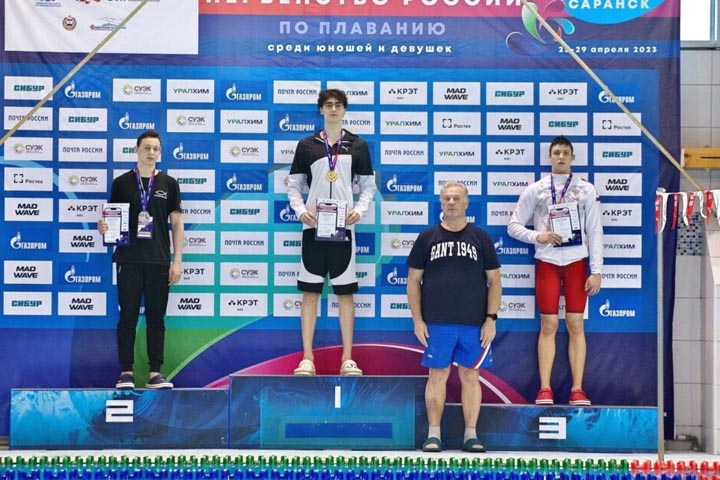 Виталий Карпов из Хакасии – серебряный призер первенства России по плаванию