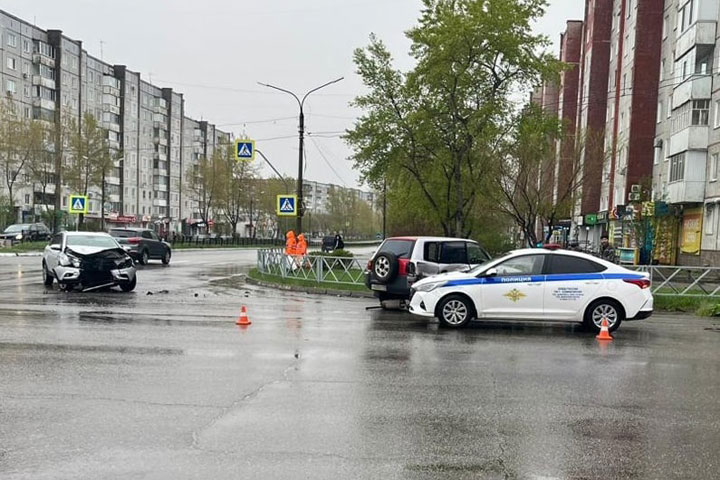 В Саяногорске пенсионер на Toyota Rav4 устроил аварию с пострадавшими 
