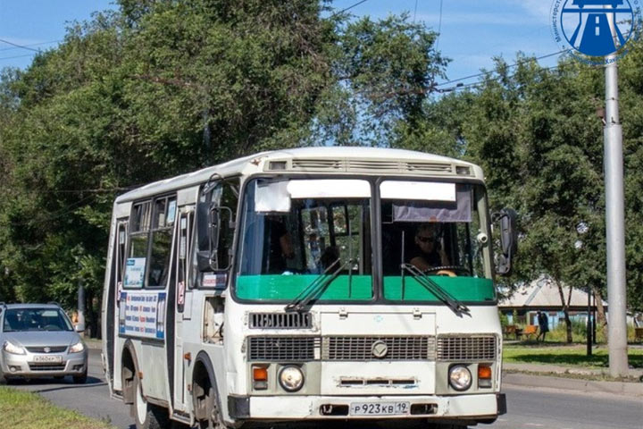 В Хакасии автобусы прекратили движение по маршруту №102 
