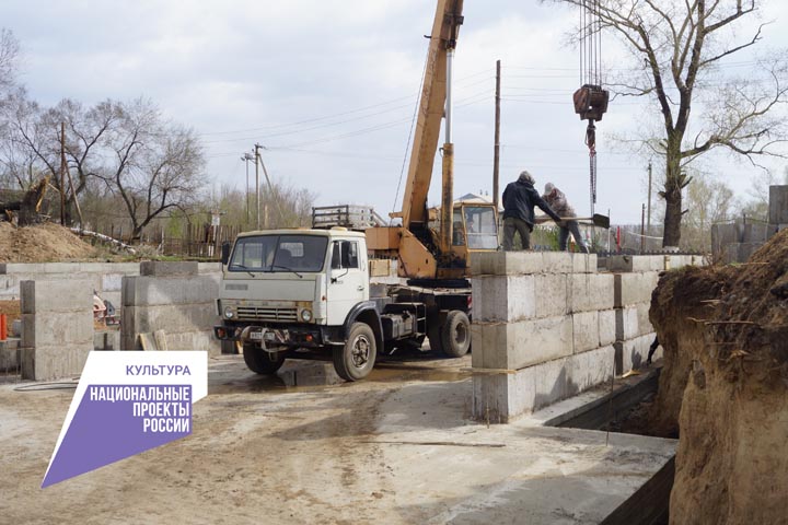 В селе Новороссийское идет стройка нового ДК в рамках нацпроекта