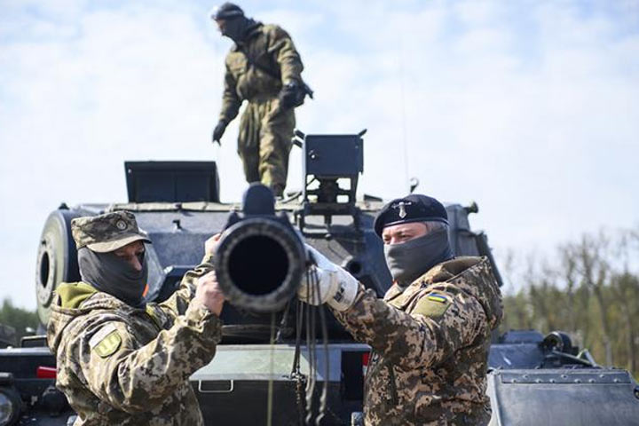 Германские солдаты группы «Центр» вновь возьмут Киев, только теперь без стрельбы