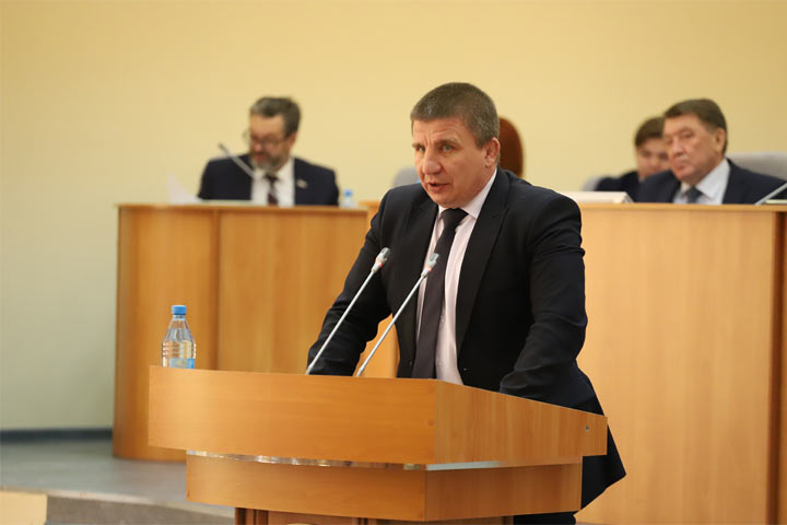 Комитет Олега Иванова спросит с правительства Хакасии за наполнение бюджета