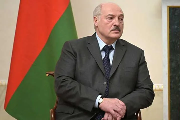 Лукашенко врезал Зеленскому за обращение к белорусам