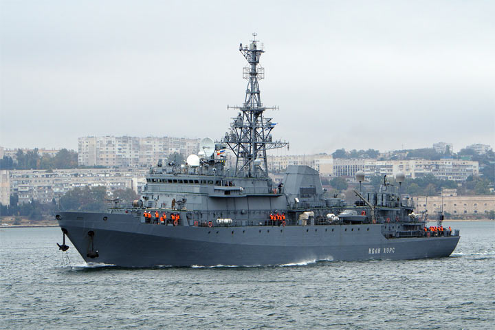 Корабль «Иван Хурс» атаковали беспилотники западного производства