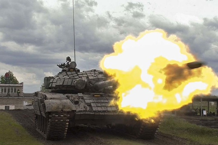Русские артиллеристы уничтожили стоянку техники ВСУ в Херсоне