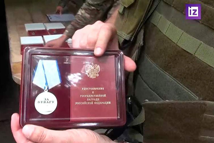Артиллеристам Южного военного округа вручили награды за работу в зоне СВО