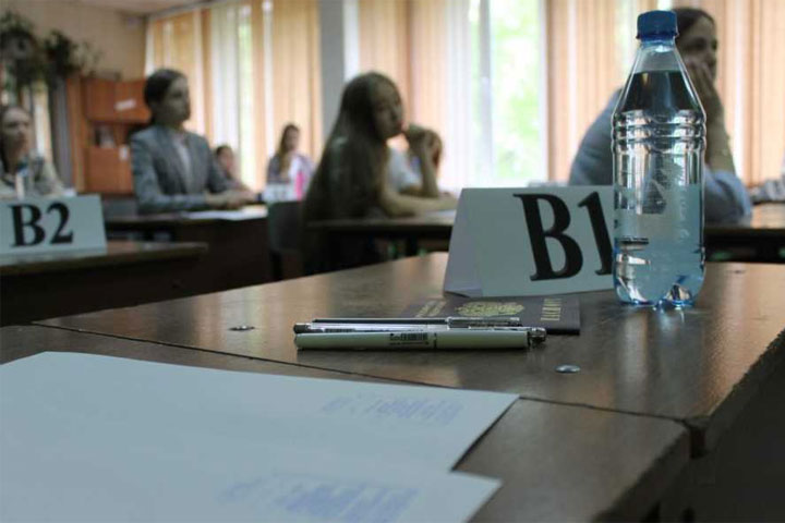 В Алтайском районе сдают государственные экзамены по математике 
