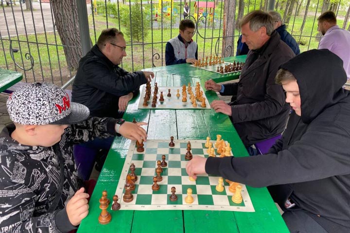 В Хакасии вновь стартовал проект «Шахматы для всех»