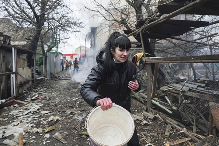 «Азов» * похоронит жителей Мариуполя под руинами