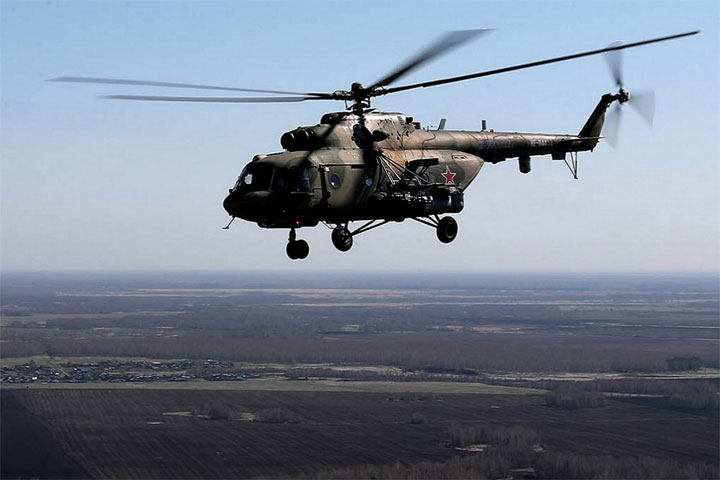 Минобороны показало боевое применение вертолетов по украинской технике