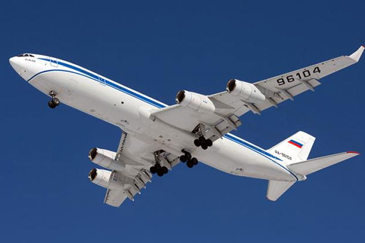На президентском лайнере Ил-96−400 будут летать все желающие