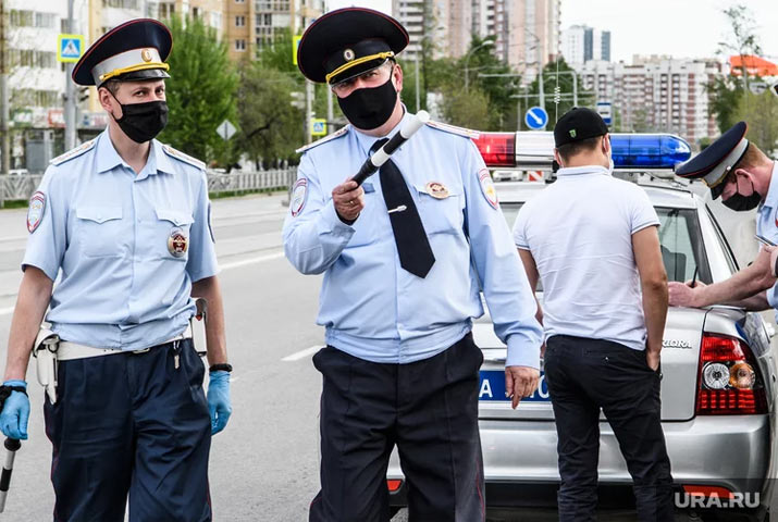ГИБДД проведет тотальные проверки водителей в России