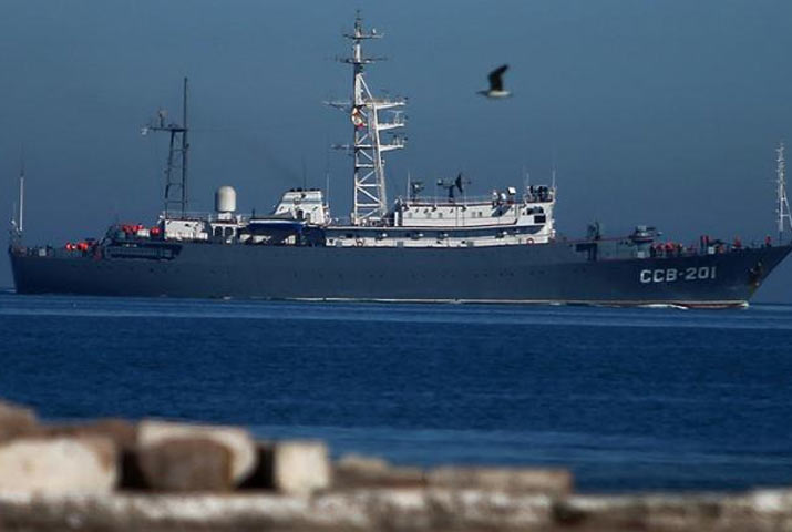 Атака на корабль «Приазовье»: Зеленский спит и мечтает взорвать «Турецкий поток»