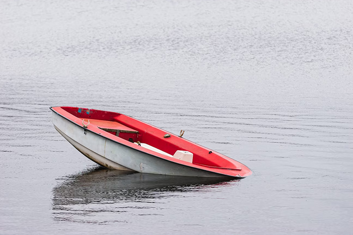 На реке Туба ищут тело выпавшего из лодки мужчины