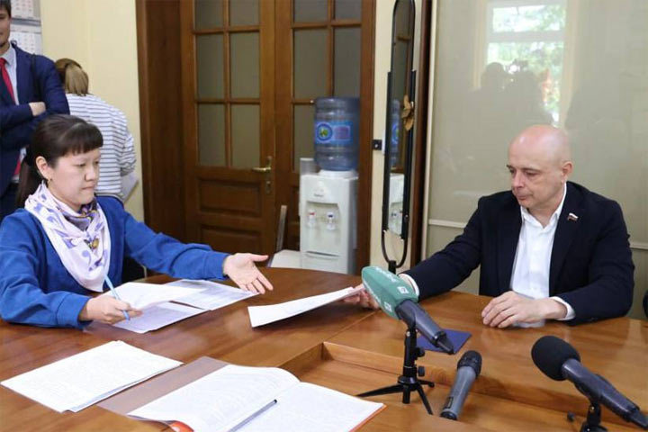 Сергей Сокол официально заявился на участие в выборах главы Хакасии 