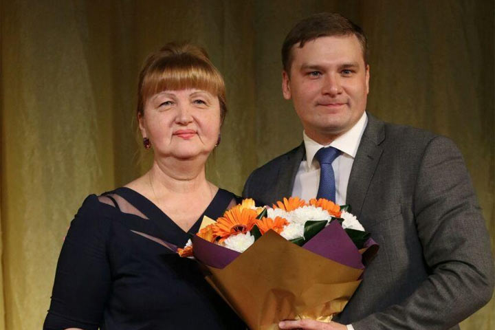 Людмила Мартюшова получила звание «Заслуженный врач Республики Хакасия» 