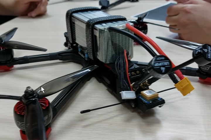 В Саяногорске готовят к испытаниям самодельные дроны