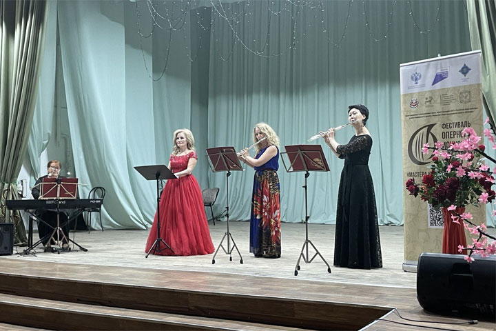 На Фестивале оперного искусства в Хакасии побывали жители села Аршаново