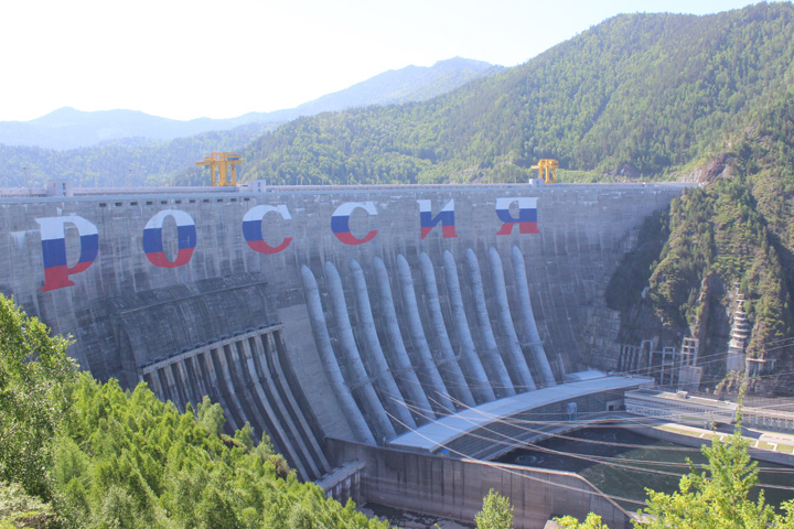 В створе Саяно-Шушенской ГЭС завершилось весенне-летнее половодье