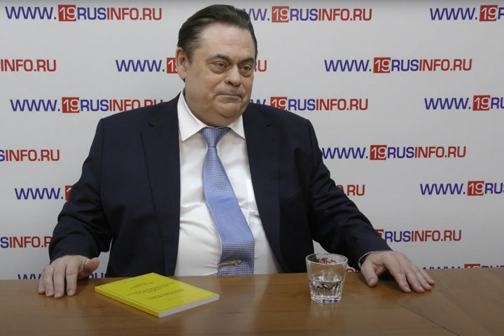 Геннадий Семигин: Партия власти должна согласовывать свои действия с президентом и не использовать черный пиар! 