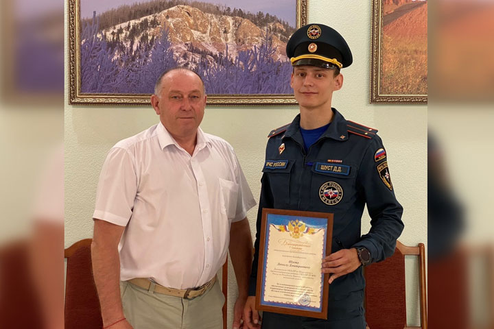 В Орджоникидзевском районе лейтенант внутренней службы получил благодарность 