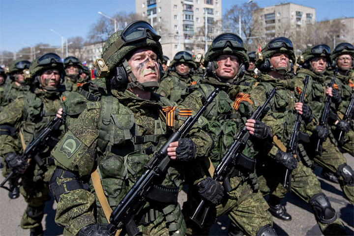 Российские военные защищают на Украине человечество