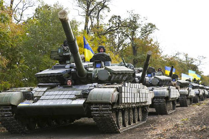 Укро-СМИ:«Герасимов дрожит от ужаса — украинские танки проехали по дну Днепра и приближаются к Крыму»