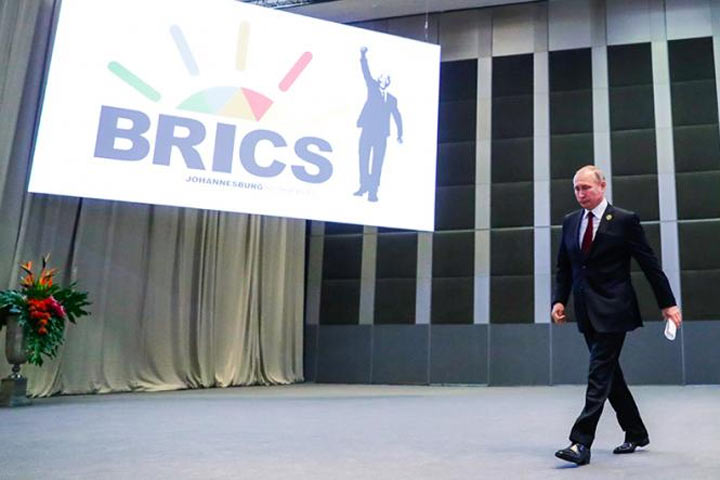 Путём Айболита: президент РФ готов отправиться на саммит БРИКС в Африке даже без гарантий безопасности