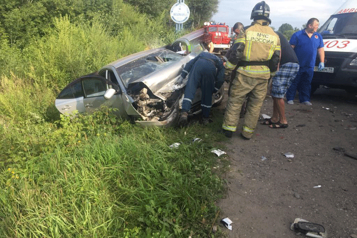 На дамбе Абакана утром произошло серьезное ДТП