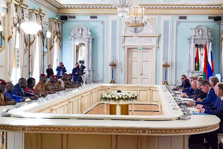 Кремль опубликовал совместное заявление Путина и лидеров стран Африки по Украине и зерновой сделке