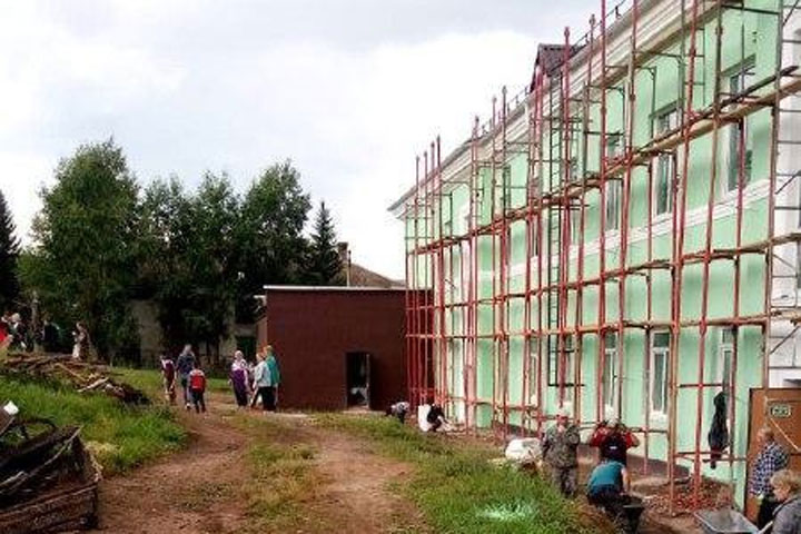 В Сорске завершается капремонт школы 